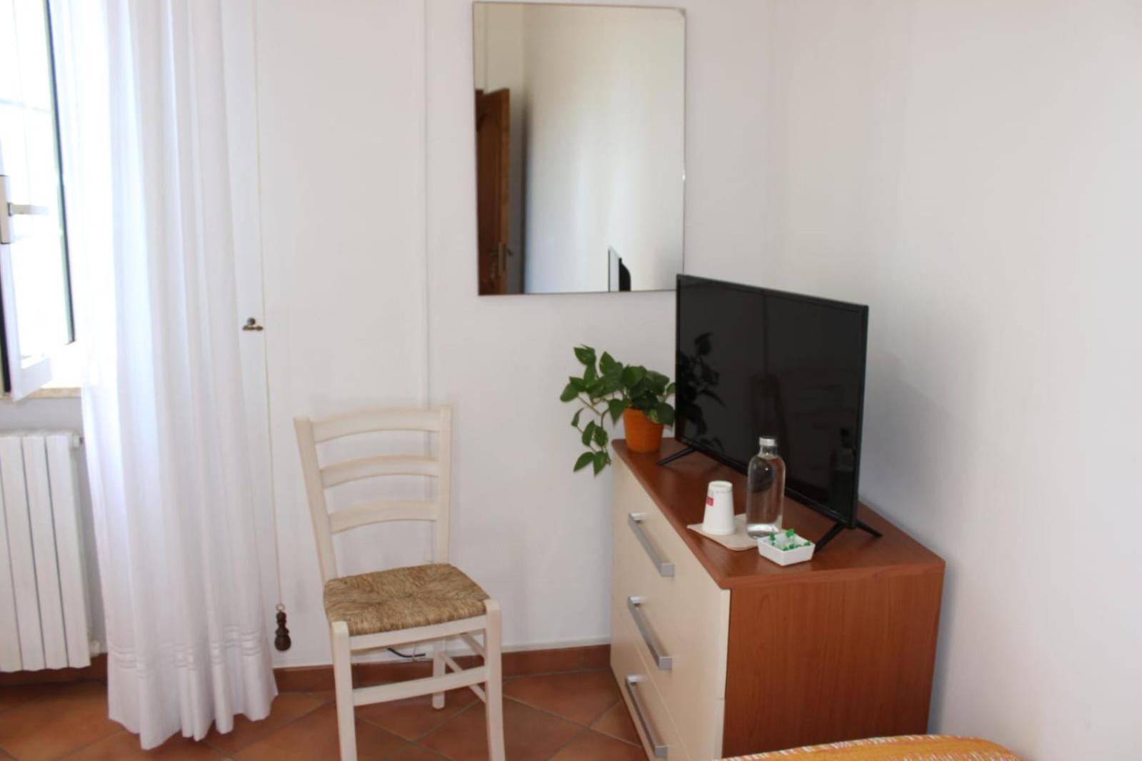 Couette-café Contrada Macchia 3*